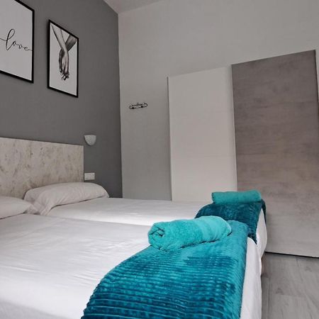 Apartamento La Loperana Málaga Exteriör bild