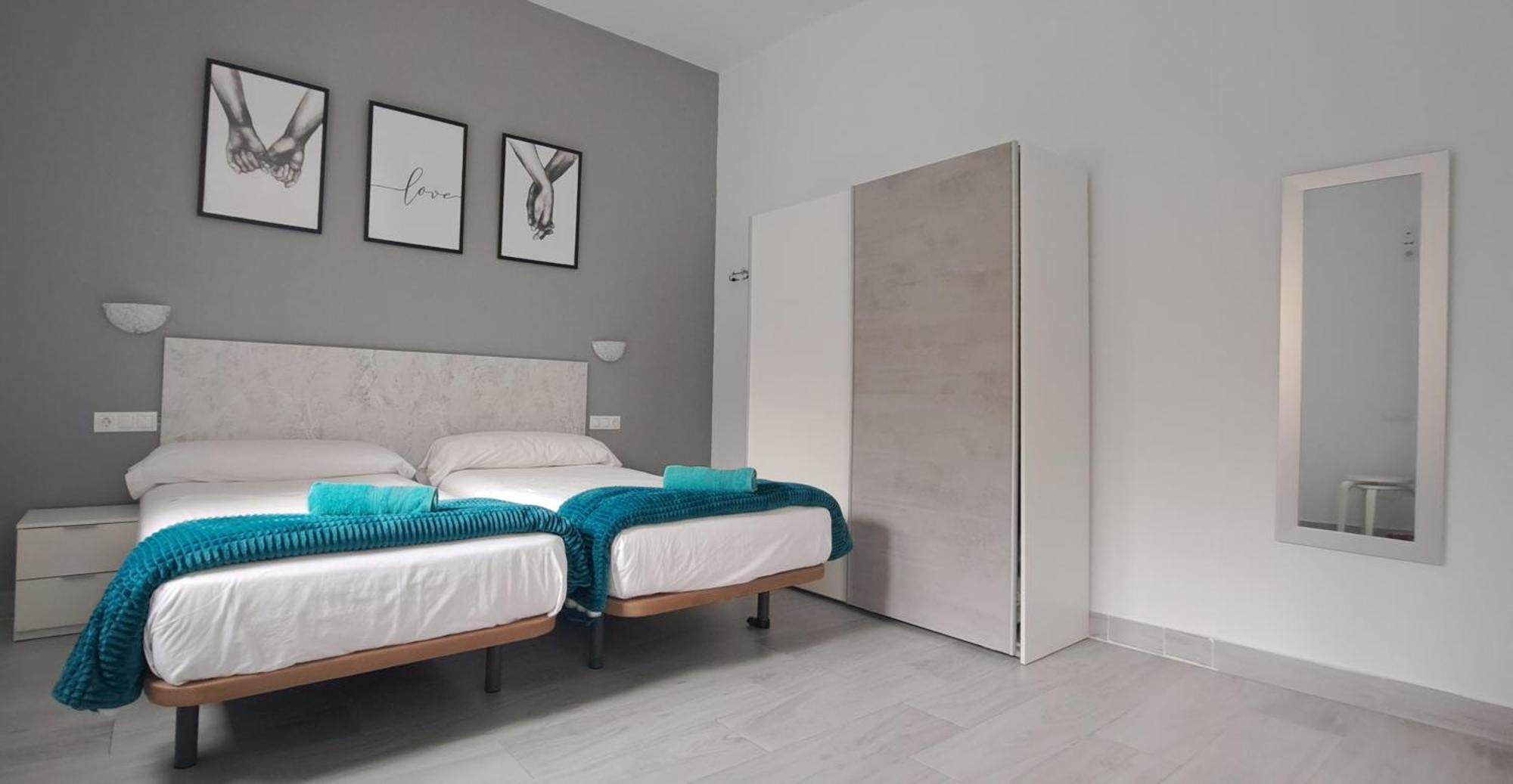 Apartamento La Loperana Málaga Exteriör bild